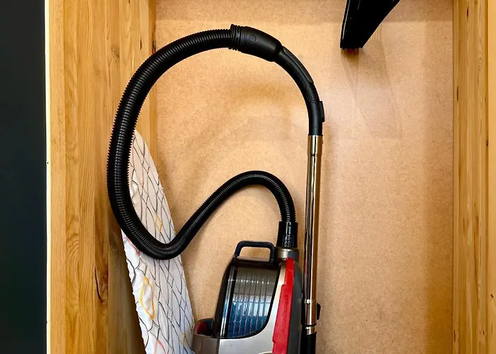 Prime Location Midia *