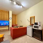 דירה Prime Location Midia